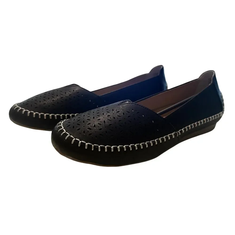 Easy Street Amity Slip-On Flats in Black, Size 9.5 Wide